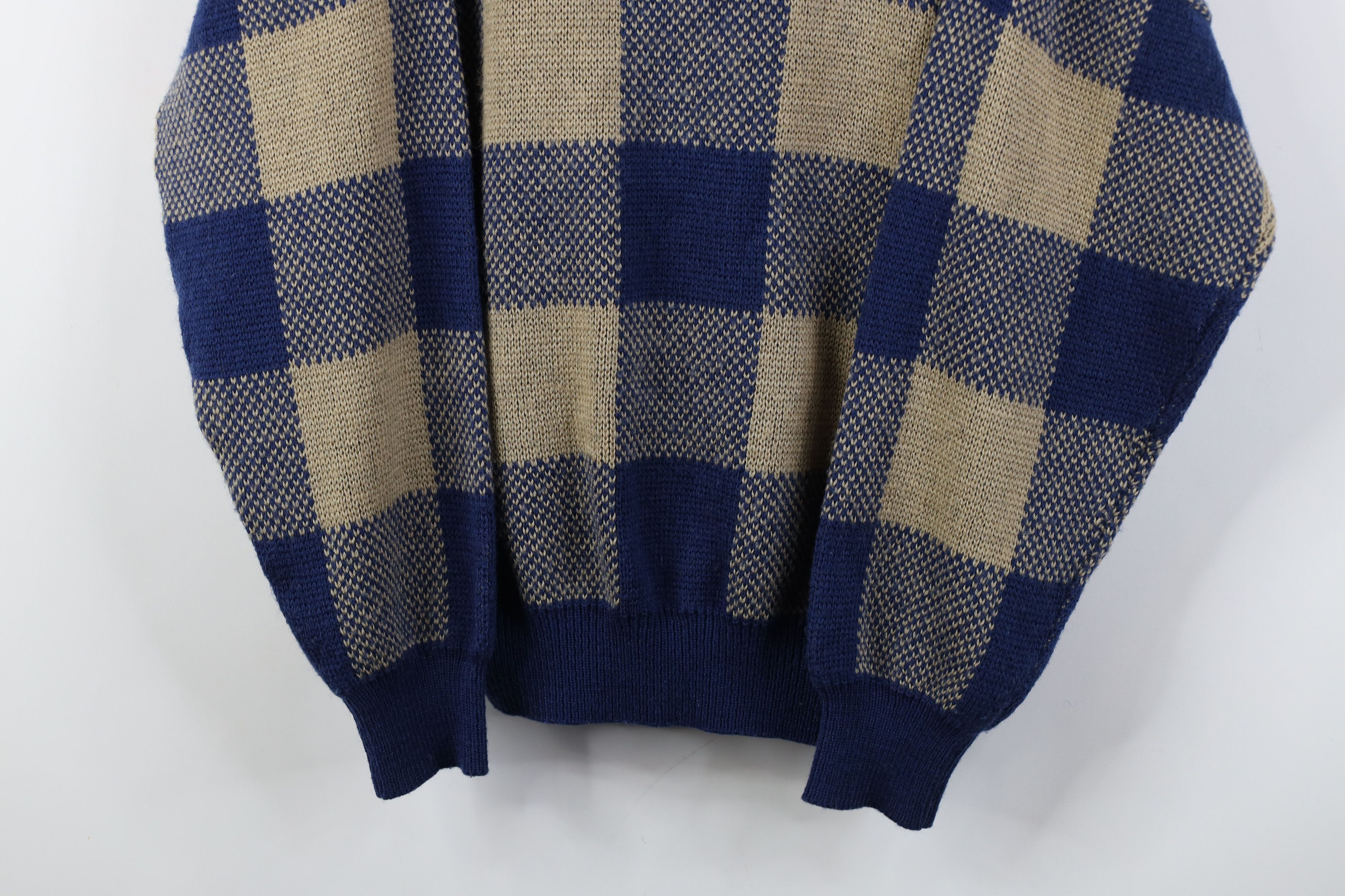 Vintage Vintage 90s Streetwear Blend Knit Checkered Crewneck Sweater Size US L / EU 52-54 / 3 - 3 Thumbnail