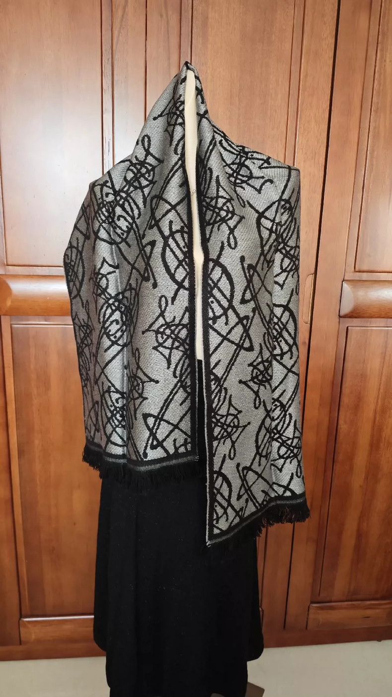Vivienne Westwood Saturn graffiti double-sided tassel scar