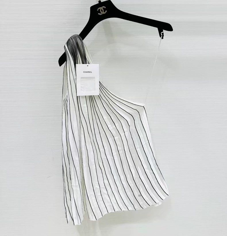 Chanel Chanel 24s Asymmetric Pleated Silk Top - dmc Size US M / EU 48-50 / 2 - 1 Thumbnail