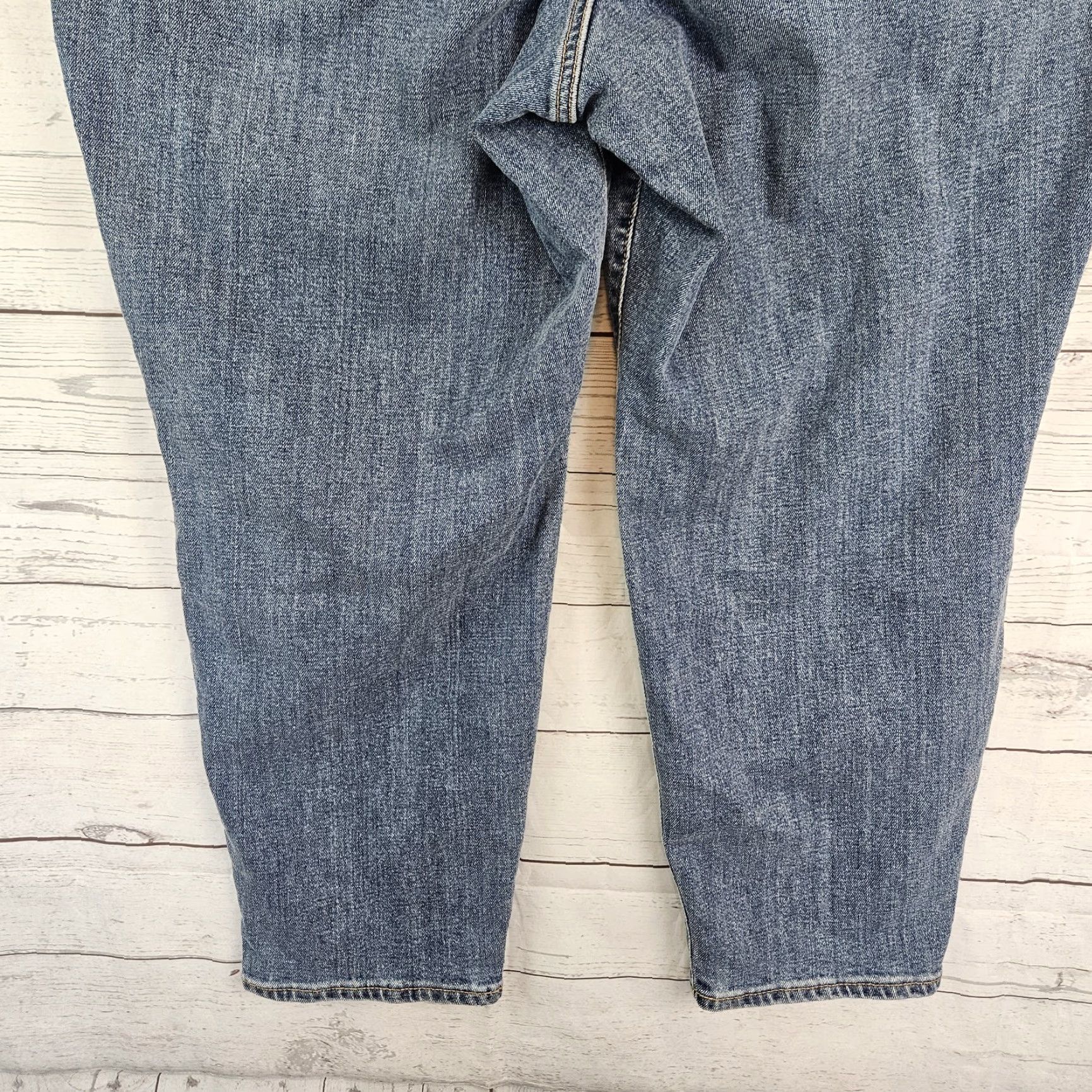 Old Navy Old Navy Womens OG Straight Jeans 22 Blue Medium Wash High Rise Plus Size Size 40" / US 18 - 6 Thumbnail