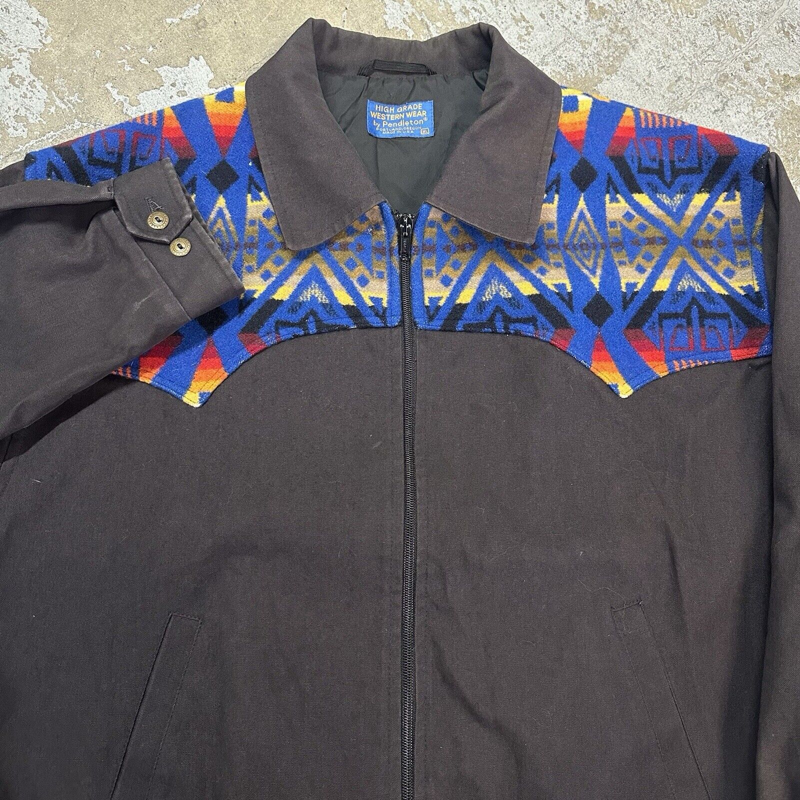 Pendleton × Vintage Vintage Pendleton Tribal Aztec Western Wear Jacket Size US XL / EU 56 / 4 - 2 Thumbnail
