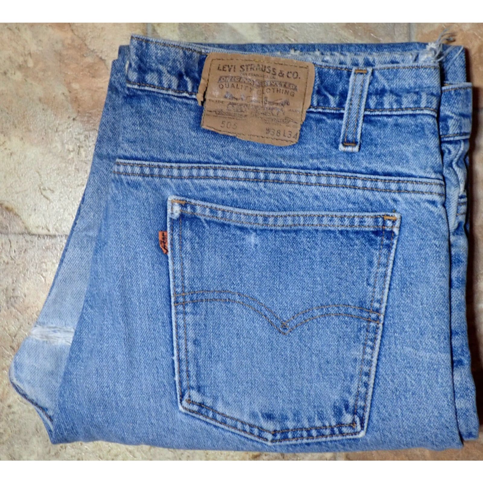 Levi's VINTAGE Levi's 505 Distressed Denim Jeans Men's 38x32 Blue High Rise Size US 38 / EU 54 - 3 Thumbnail