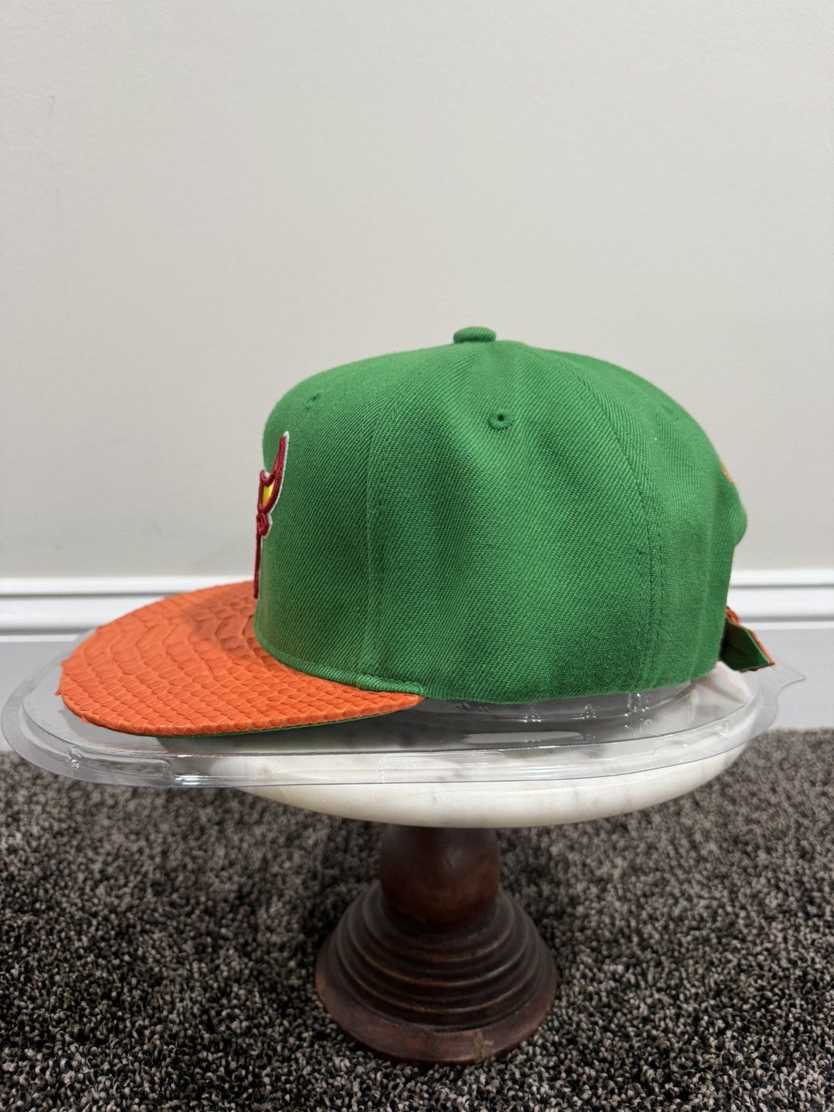 Just Don × Mitchell & Ness Just Don Mitchell & Ness NBA Chicago Bulls Green/Orange Hat Size ONE SIZE - 4 Thumbnail