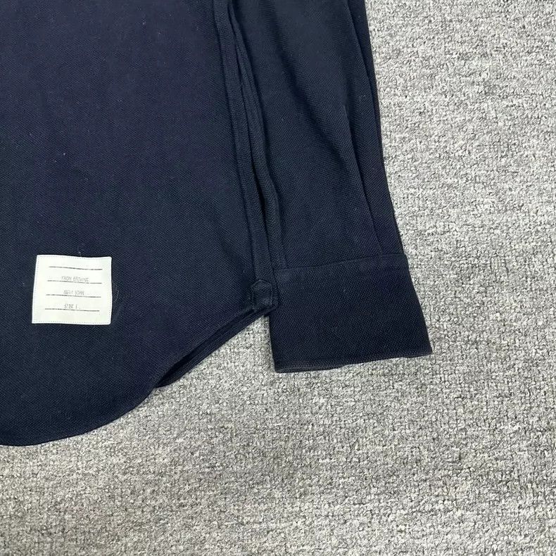 Thom Browne Thom Browne Double cuff dark blue shirt Size US S / EU 44-46 / 1 - 3 Thumbnail