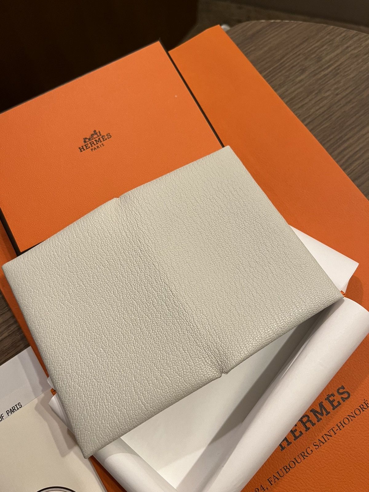 Hermes Super Rare Chèvre Mysore Hermes Calvi Wallet Mushroom Size ONE SIZE - 14 Thumbnail