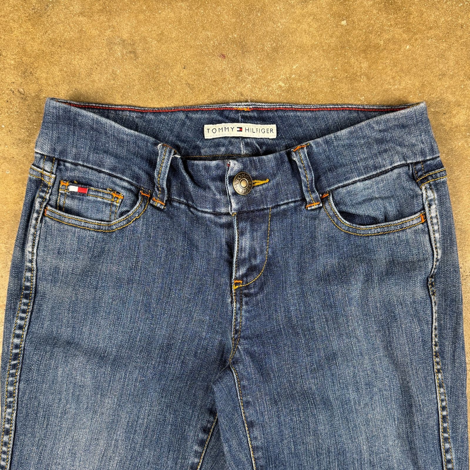 Tommy Hilfiger Vintage Y2K Tommy Hilfiger Women’s Jeans Size 4 Bootcut Size 27" / US 4 / IT 40 - 2 Thumbnail