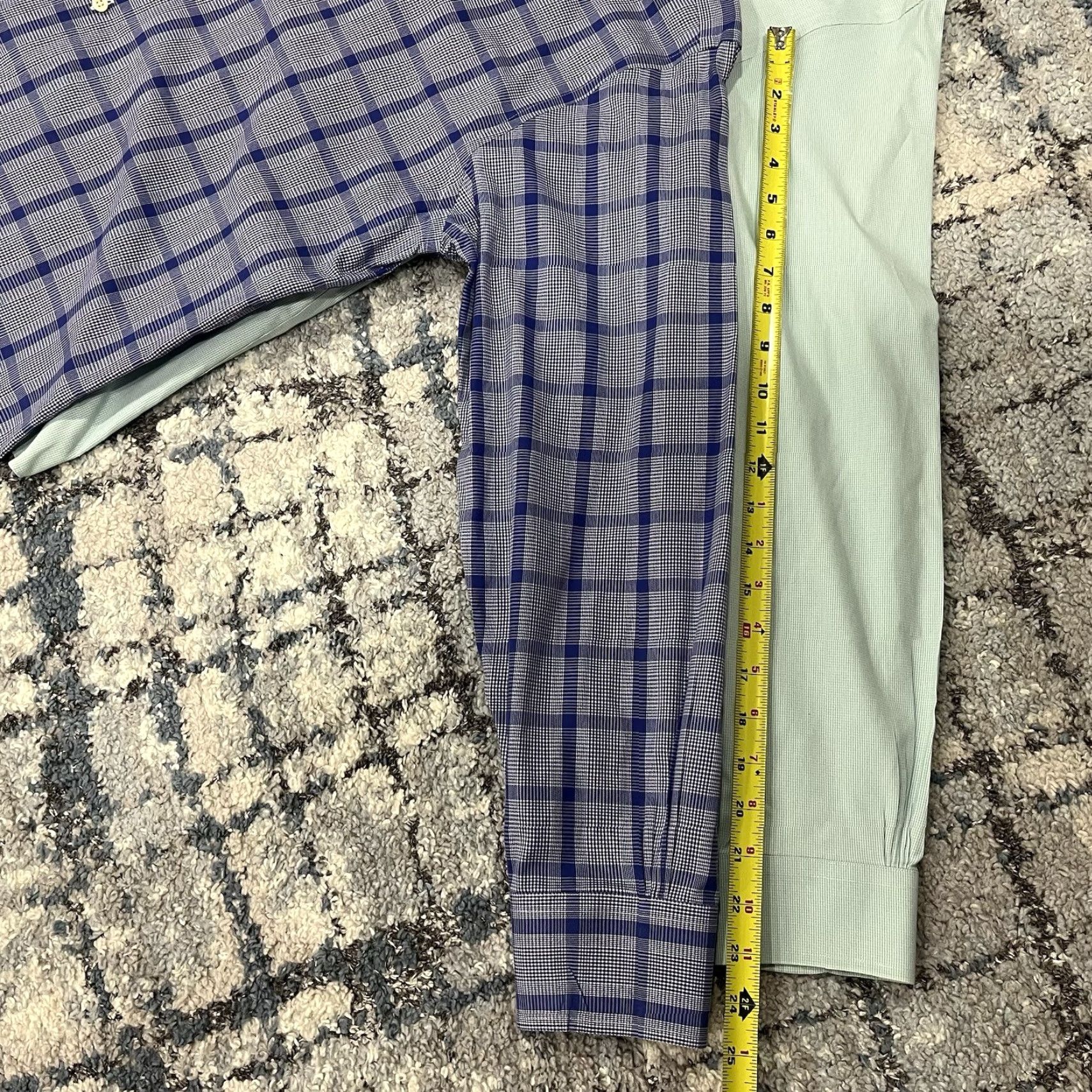 Brooks Brothers Brooks Brothers Dress Shirt Mens 16 33 Non Iron Supima Cotton Polka Dot Blue Barrel Cuff Long Sleeve Collared Point Regular Size 42R - 5 Thumbnail