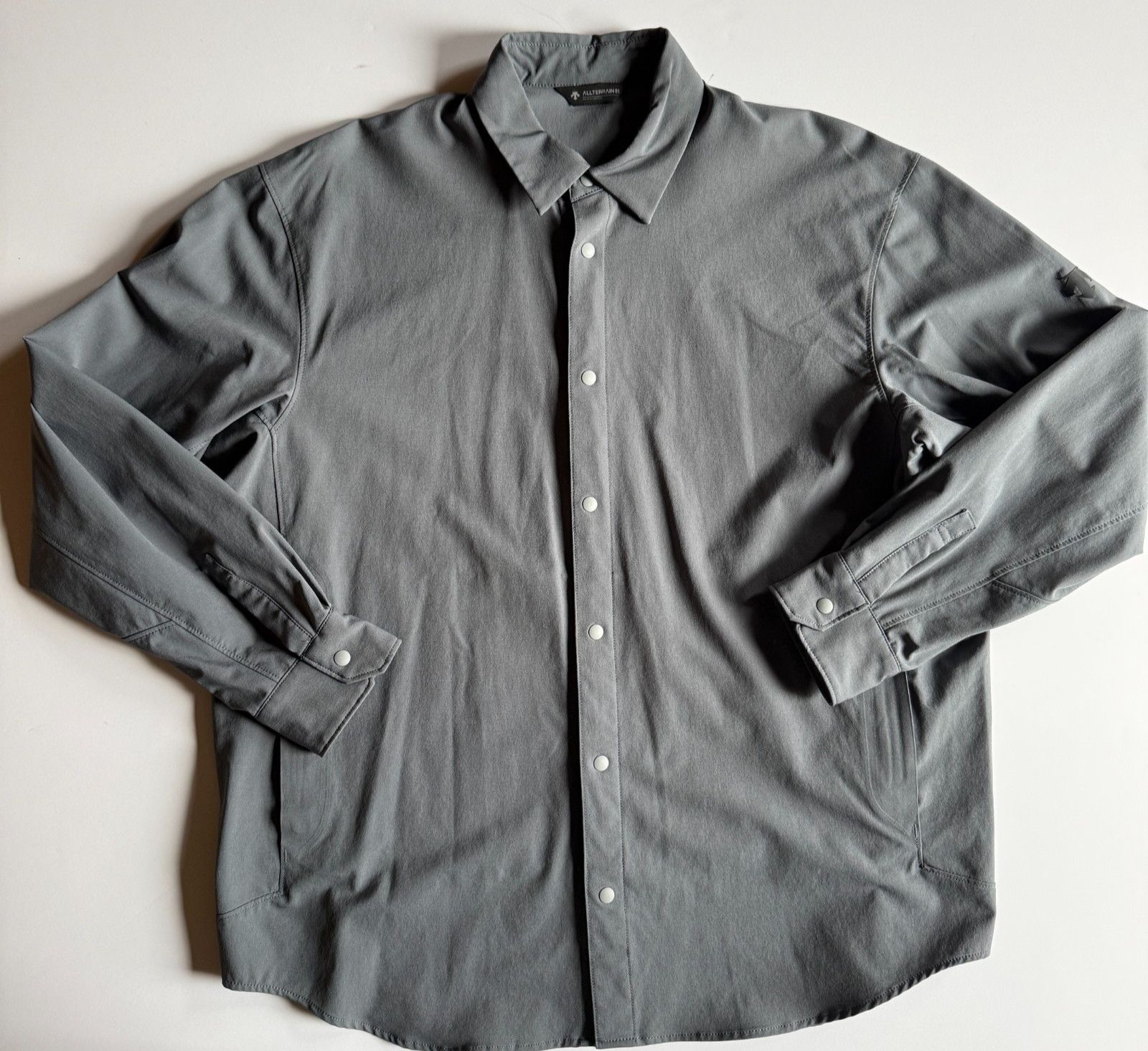 Descente Descente Allterrain 81 Technical Stretch Shirt Jacket Size US M / EU 48-50 / 2 - 1 Thumbnail
