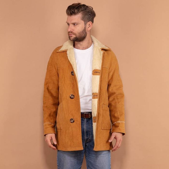 Sheepskin Coat Vintage 70's Men Western Sherpa Coat in Yellowish Brown ...