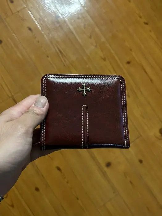 Japanese Brand × Vintage Y2K Leather Cross Wallet (burgundy) Size ONE SIZE - 1 Thumbnail