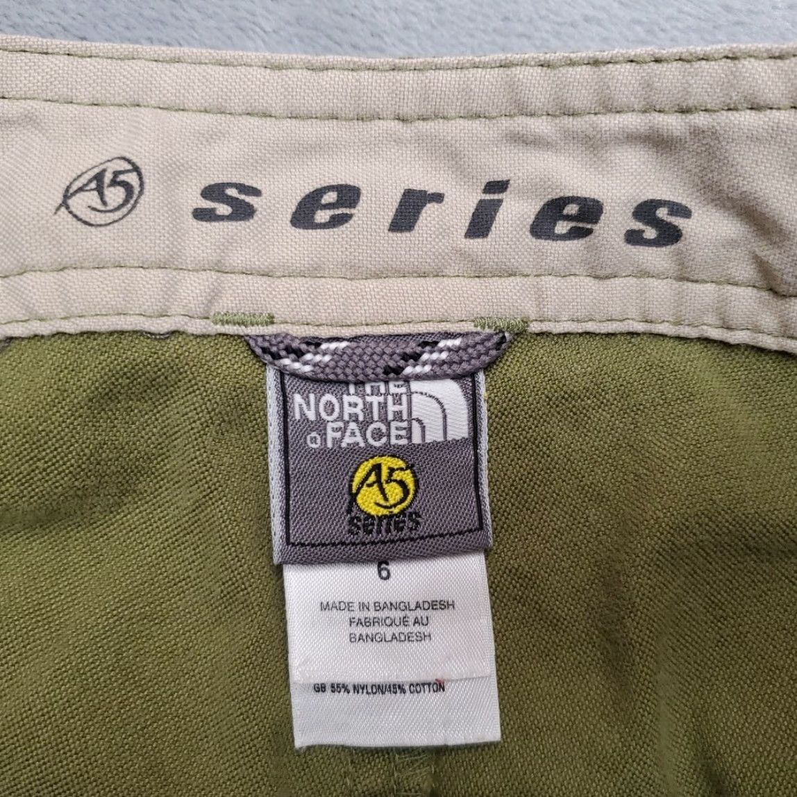 The North Face The North Face Pants Womens 6 Green Nylon Blend Cropped Cropped Pants Outdoor Casual Pockets Zipper Front Flat Front Womens Size 28" / US 6 / IT 42 - 4 Thumbnail