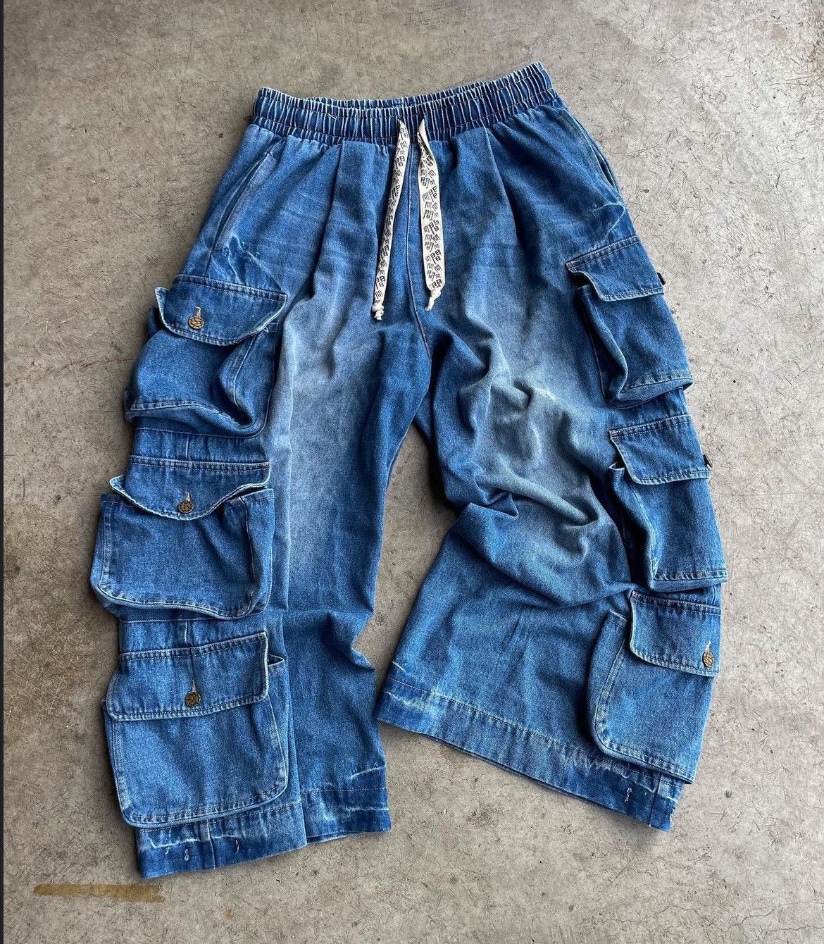 Japanese Brand Young Chicken Pox Triple Cargo Pants Size US 32 / EU 48 - 1 Thumbnail
