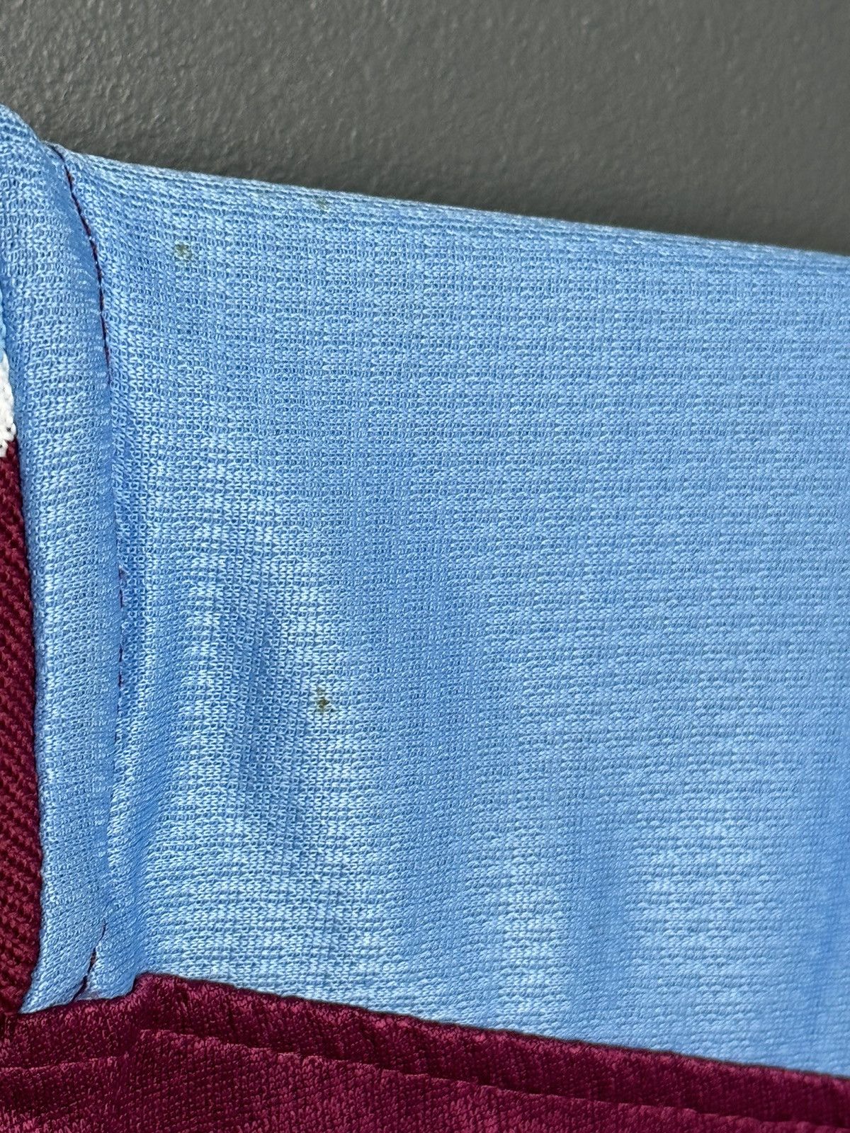 Diadora Aston Villa 00/01 Home Football Jersey Size US M / EU 48-50 / 2 - 14 Thumbnail