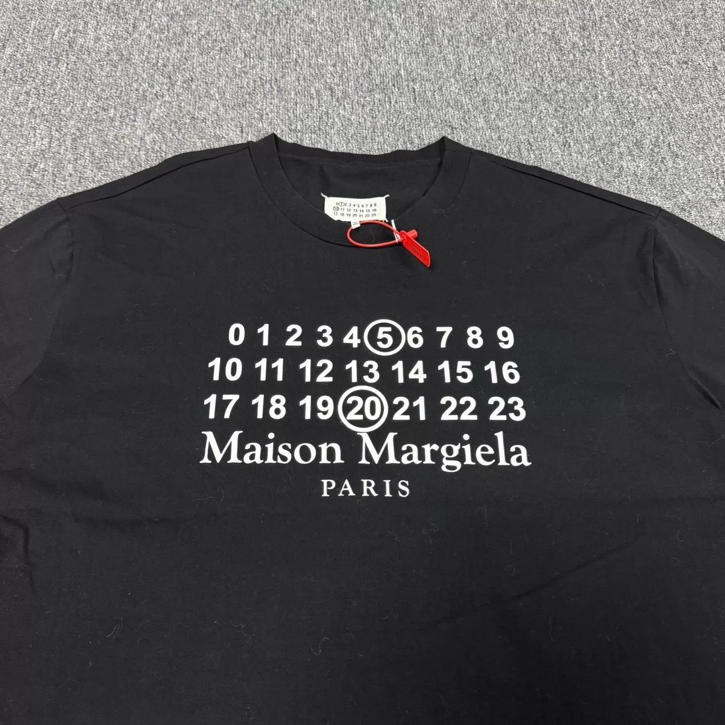 Maison Margiela MM Oversized Chest Logo Short Sleeve T L 99 New Size US L / EU 52-54 / 3 - 4 Thumbnail