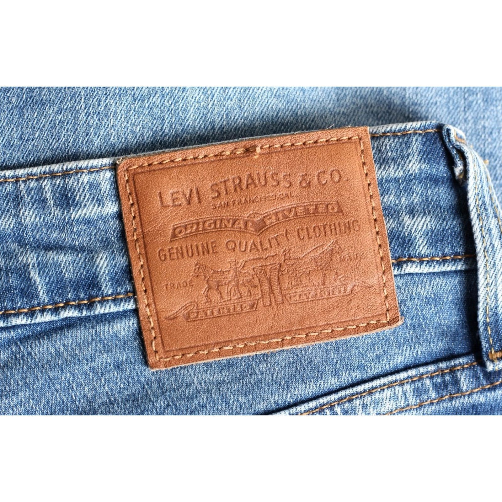 Levi's LEVI’S 726 FLARE PREMIUM Big E Bootcut Jeans Women W26 L30 DZ7372 Size 26" / US 2 / IT 38 - 4 Thumbnail