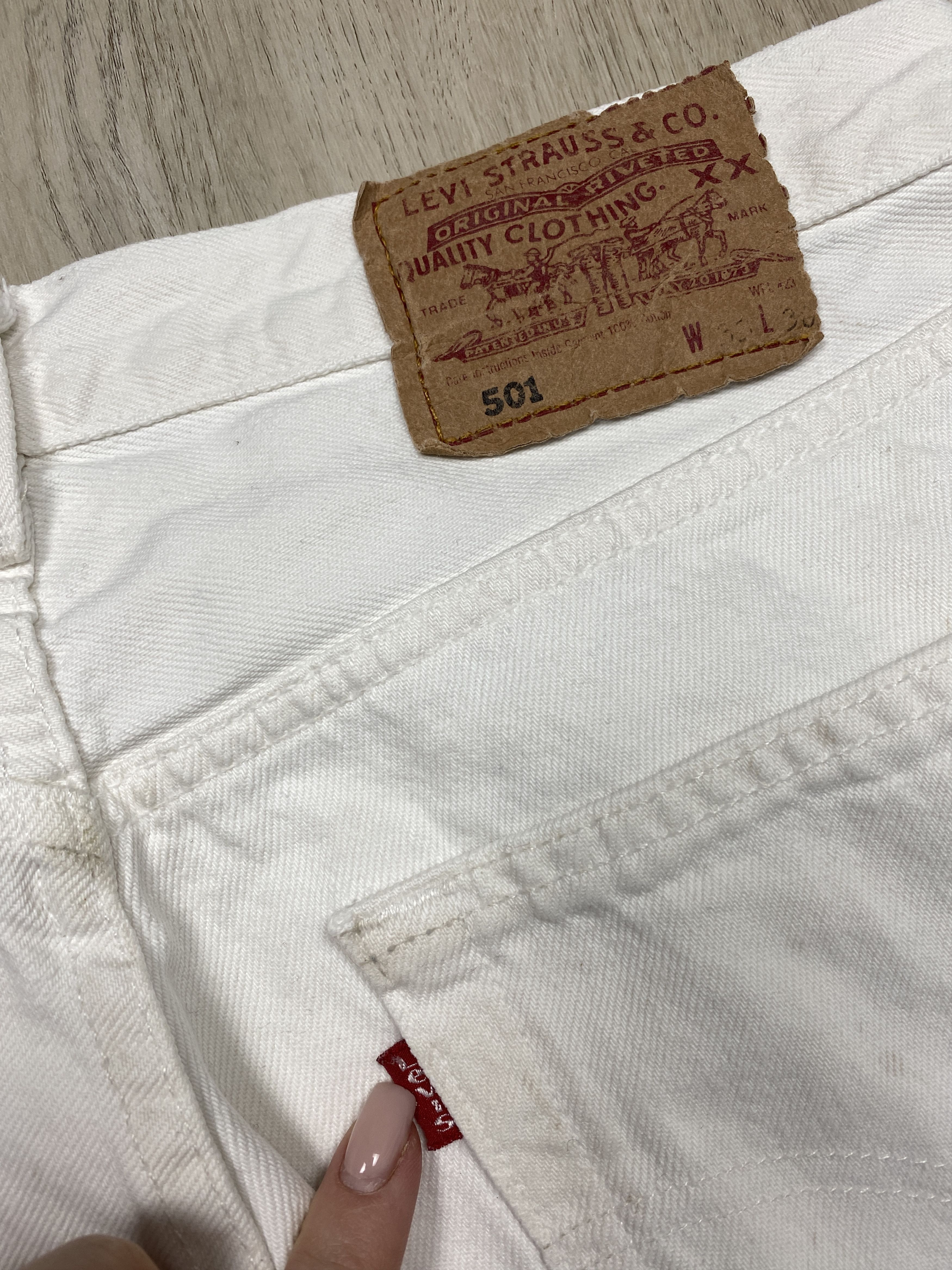Levi's Levis 501 90s Vintage White Denim Pants Red Tab Jeans Size US 33 - 3 Thumbnail