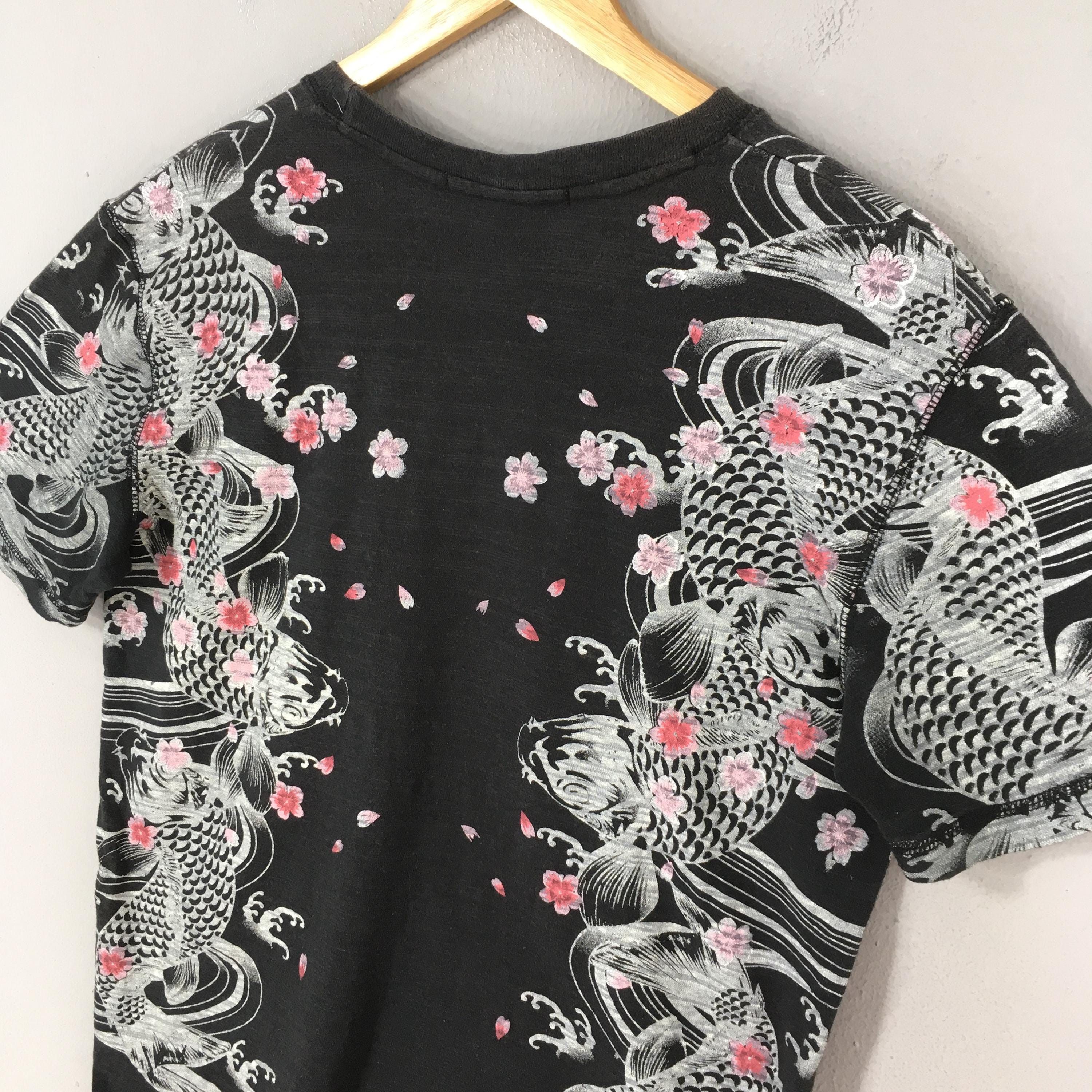 Japanese Brand Vintage Fish Koi Japanese Culture Sukajan Black Tshirt Large Size US L / EU 52-54 / 3 - 8 Thumbnail