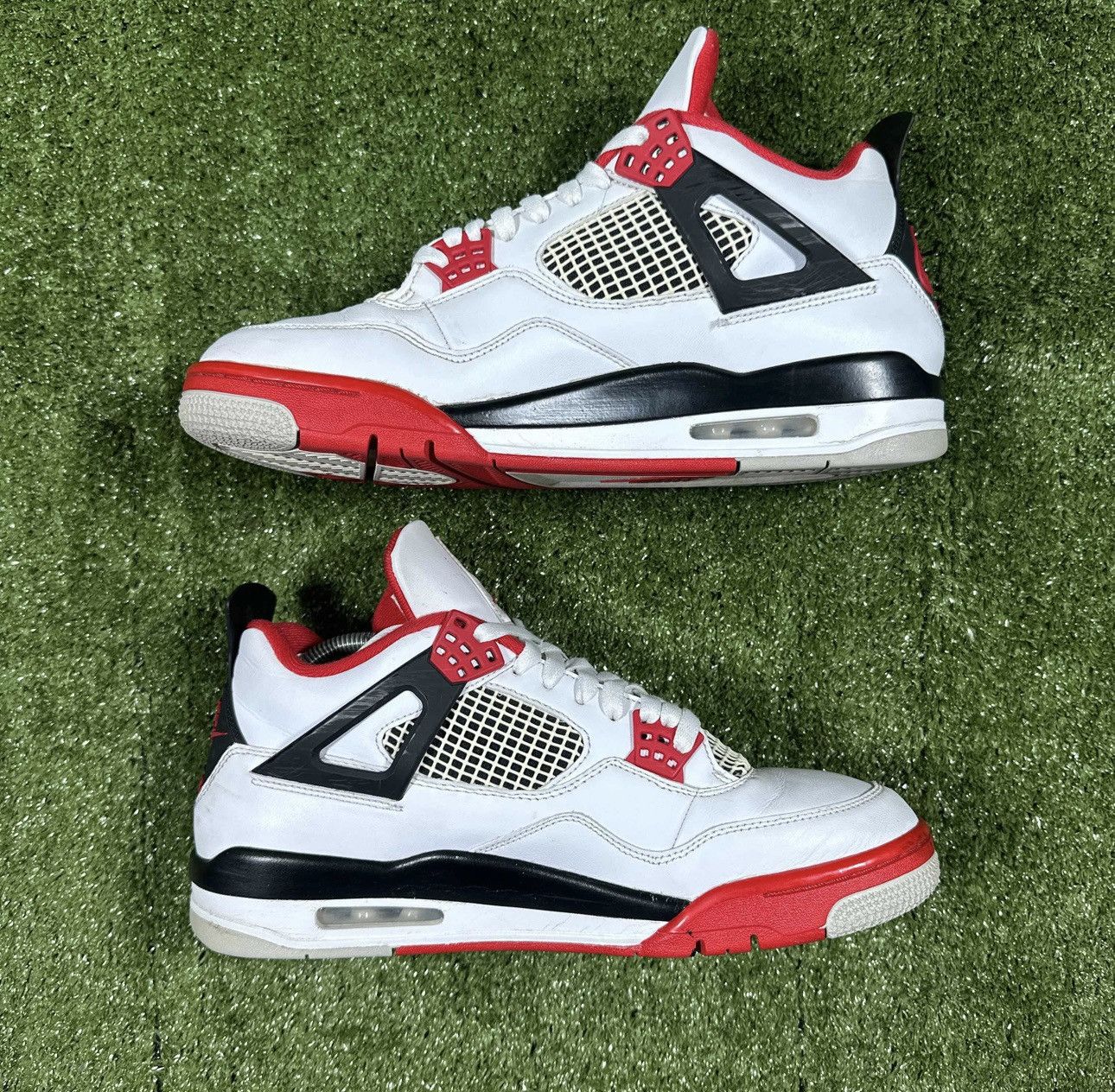 Jordan Brand Air Jordan 4 Retro ‘Fire Red’ Size US 11 / EU 44 - 2 Thumbnail