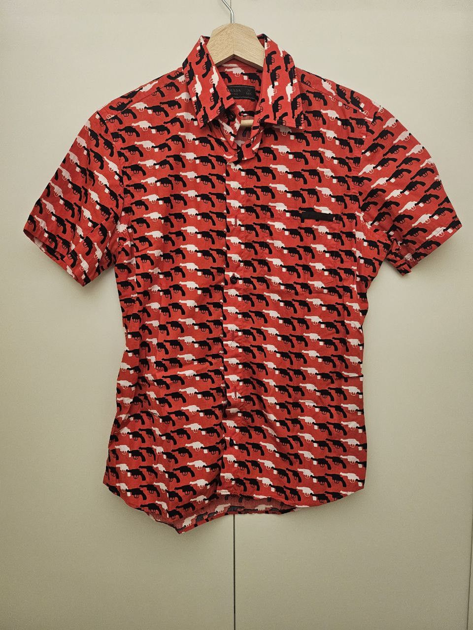 Prada FW12 AW12 Gun Pistol Print Shirt Size US S / EU 44-46 / 1 - 1 Thumbnail