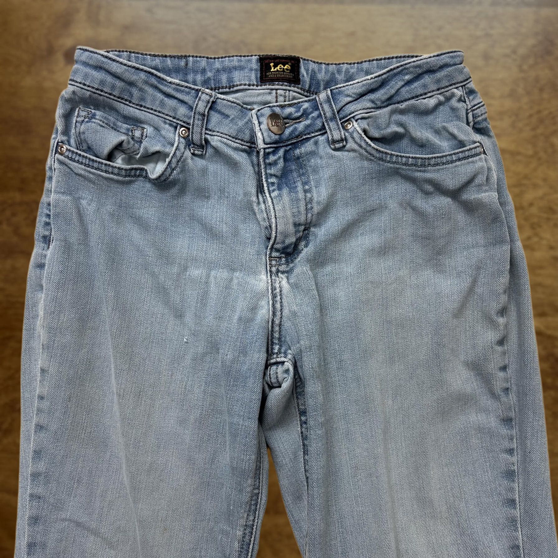 Lee Lee Jeans Womens 28x28 Light Wash Blue Mid Rise Straight Regular Denim Pants Size 28" / US 6 / IT 42 - 1 Thumbnail