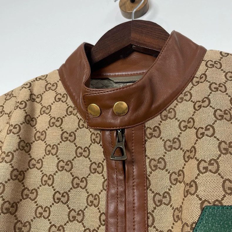 Gucci Gucci Logo letter print short round neck zipper long sleeve Size US XS / EU 42 / 0 - 3 Thumbnail