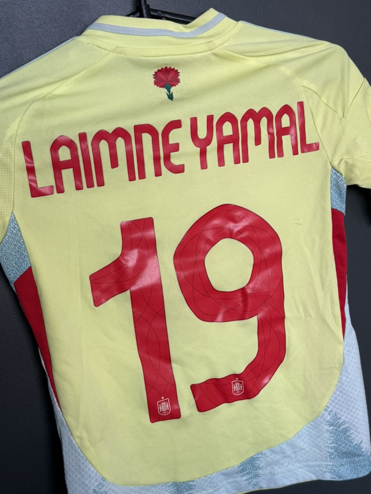 Adidas KIDS Spain 2024 Away Lamine Yamal Football Jersey T-Shirt Size US XS / EU 42 / 0 - 3 Thumbnail