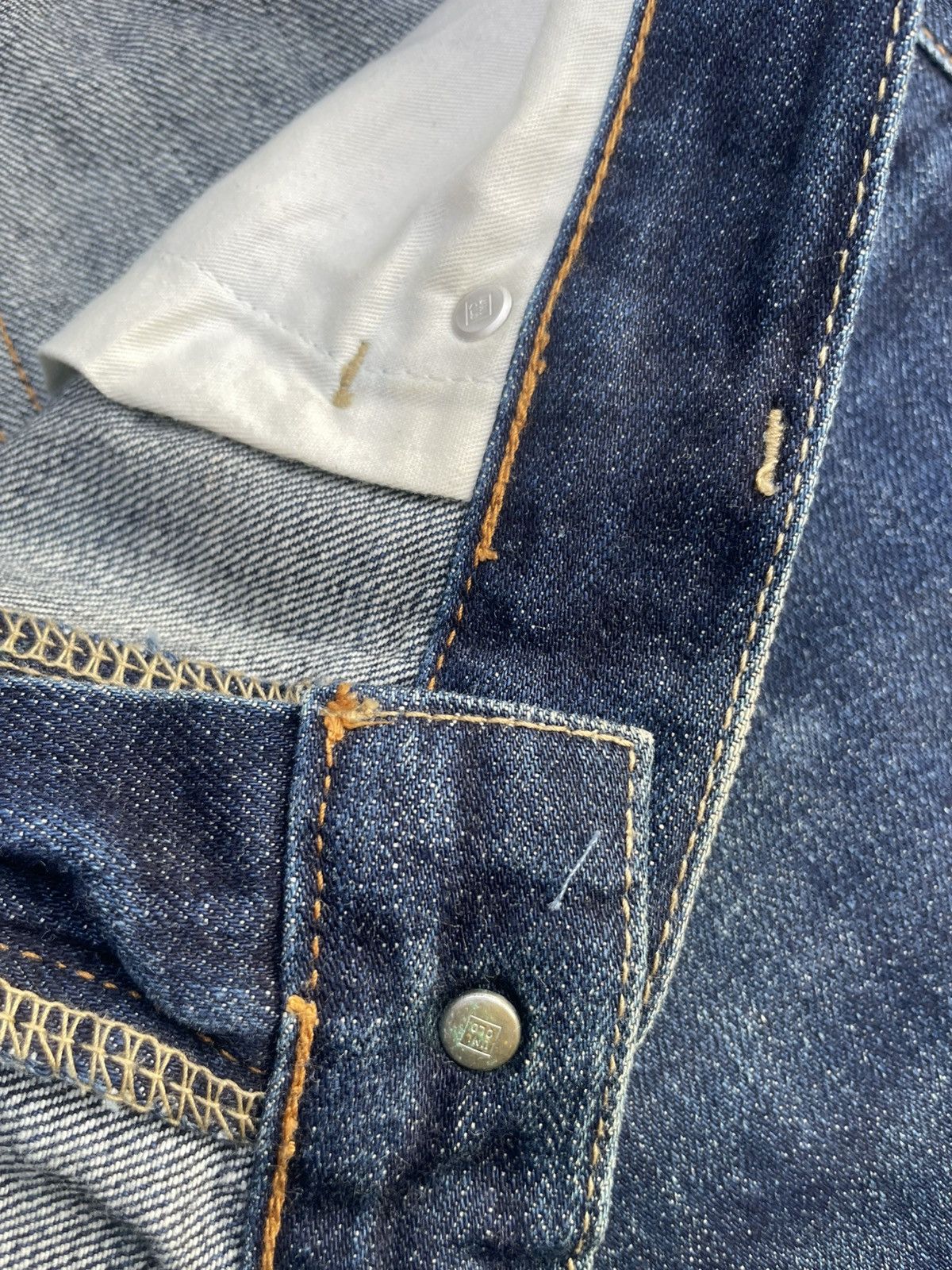 Japanese Brand × Uniqlo Uniqlo Selvedge Jeans Size US 37 - 13 Thumbnail