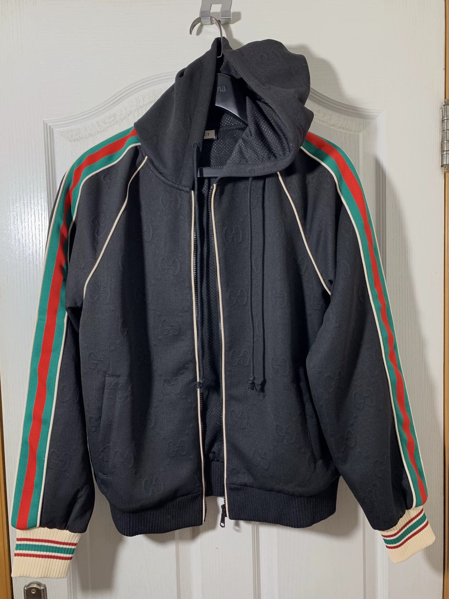 Gucci Gucci Men's Classic Hooded Jacket Size US S / EU 44-46 / 1 - 1 Thumbnail