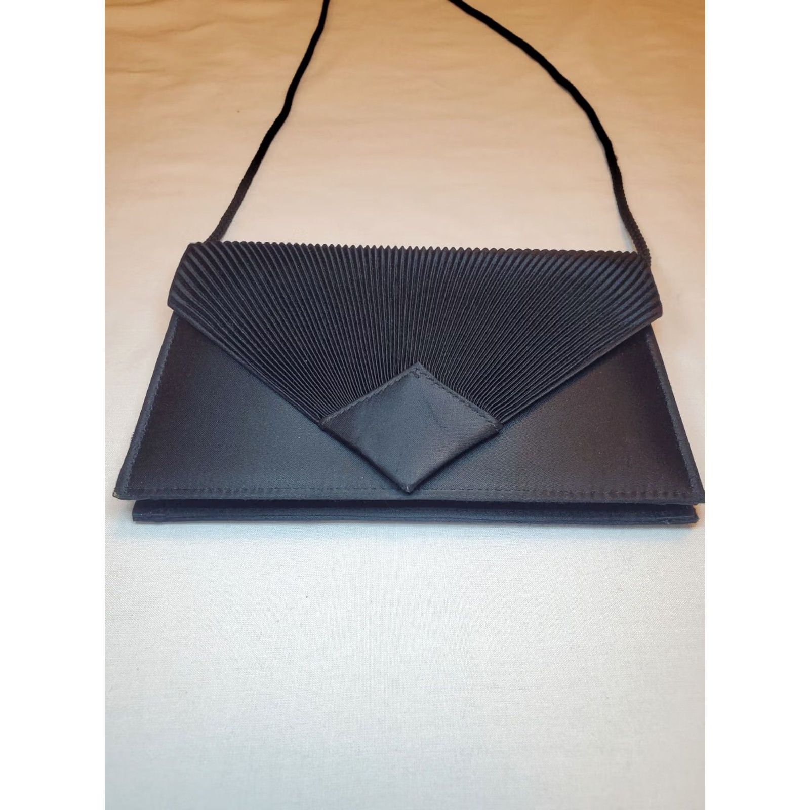 Vintage VINTAGE Merle Norman Purse Black Satin 1980s Formal Women Eveningwear Handmade Expandable NEW Size ONE SIZE - 3 Thumbnail