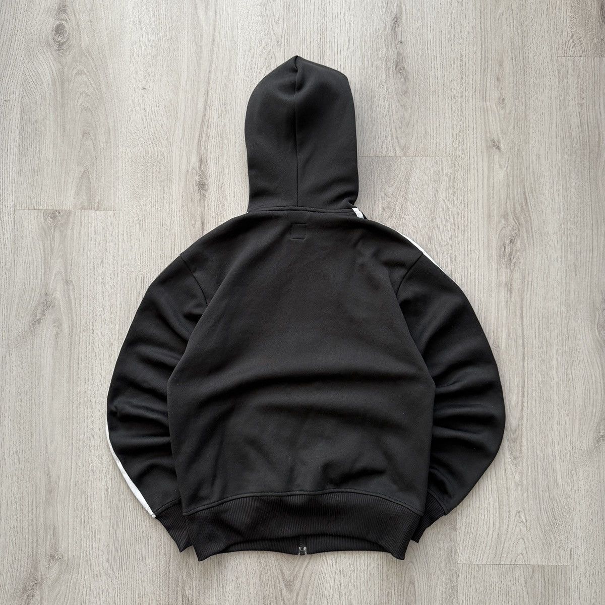 Adidas × Japanese Brand × Vintage Vintage Adidas Originals OG Black Track Top Jacket Hoodie Size XS / US 0-2 / IT 36-38 - 2 Thumbnail