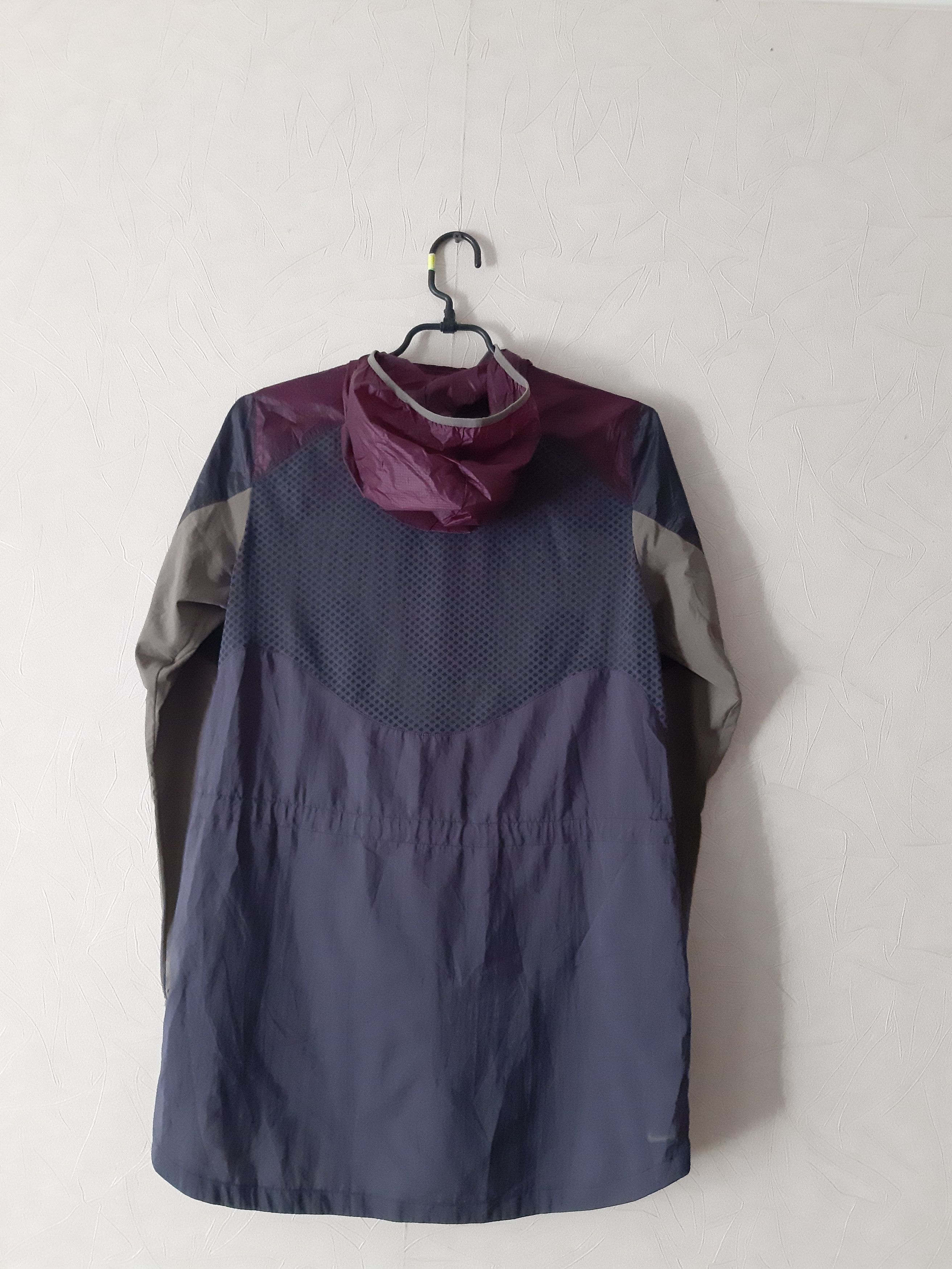 Gyakusou × Nike × Undercover Nike Undercover Gyakusou Light Jacket Size L / US 10 / IT 46 - 8 Thumbnail