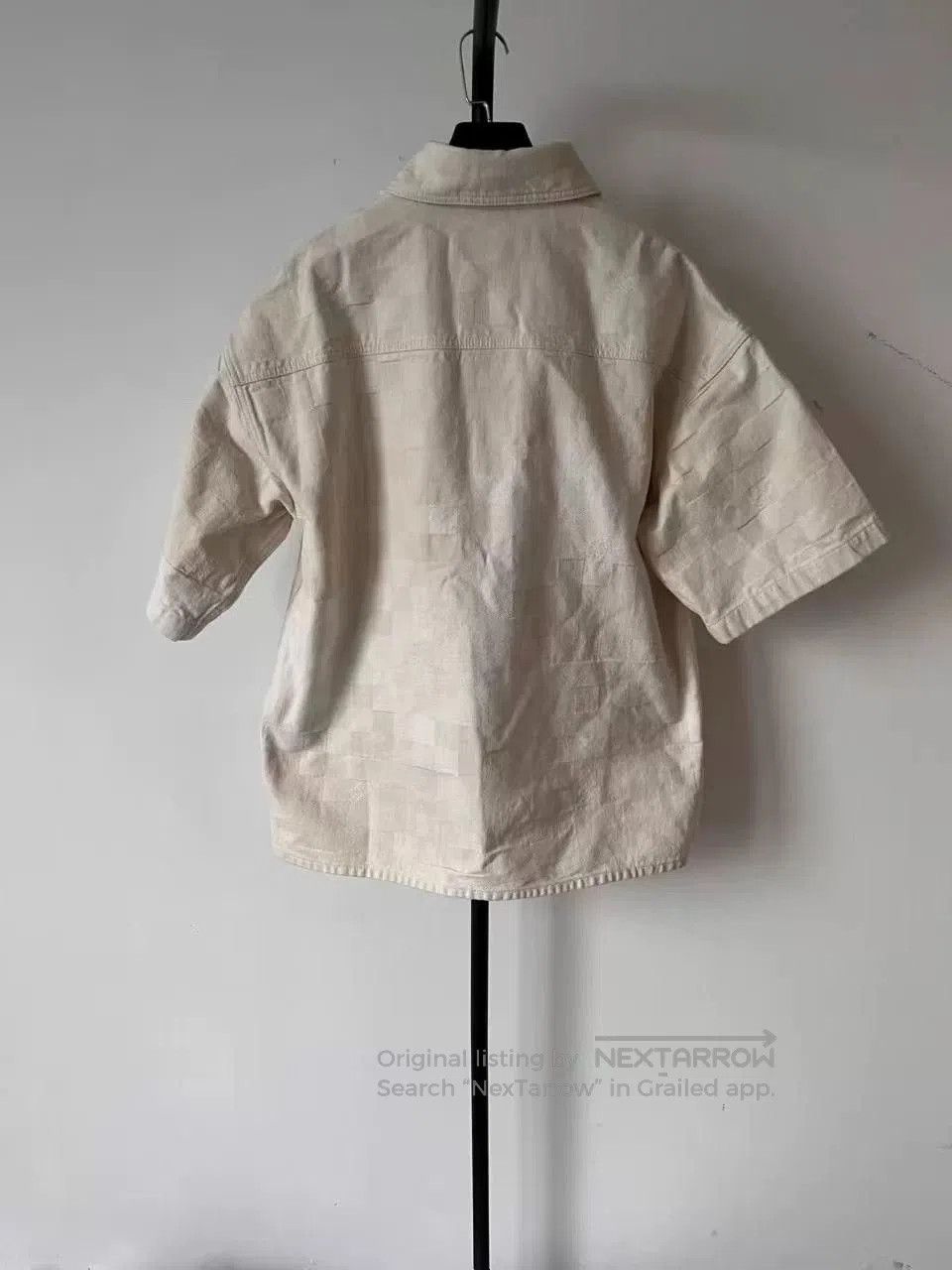 Louis Vuitton beige short sleeve button-up shirt. Size US M / EU 48-50 / 2 - 2 Thumbnail