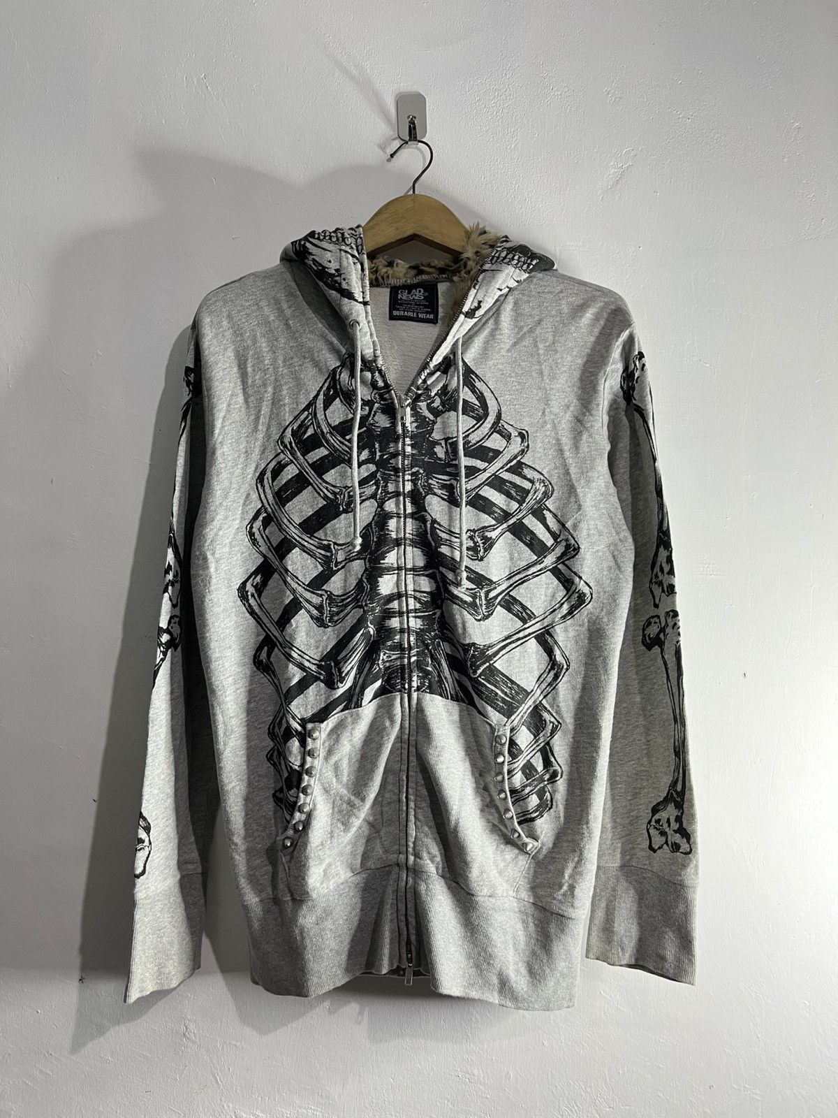 Hysteric Glamour 2000s glad news crazy skeleton studed faux fur hoodie Size US L / EU 52-54 / 3 - 2 Thumbnail