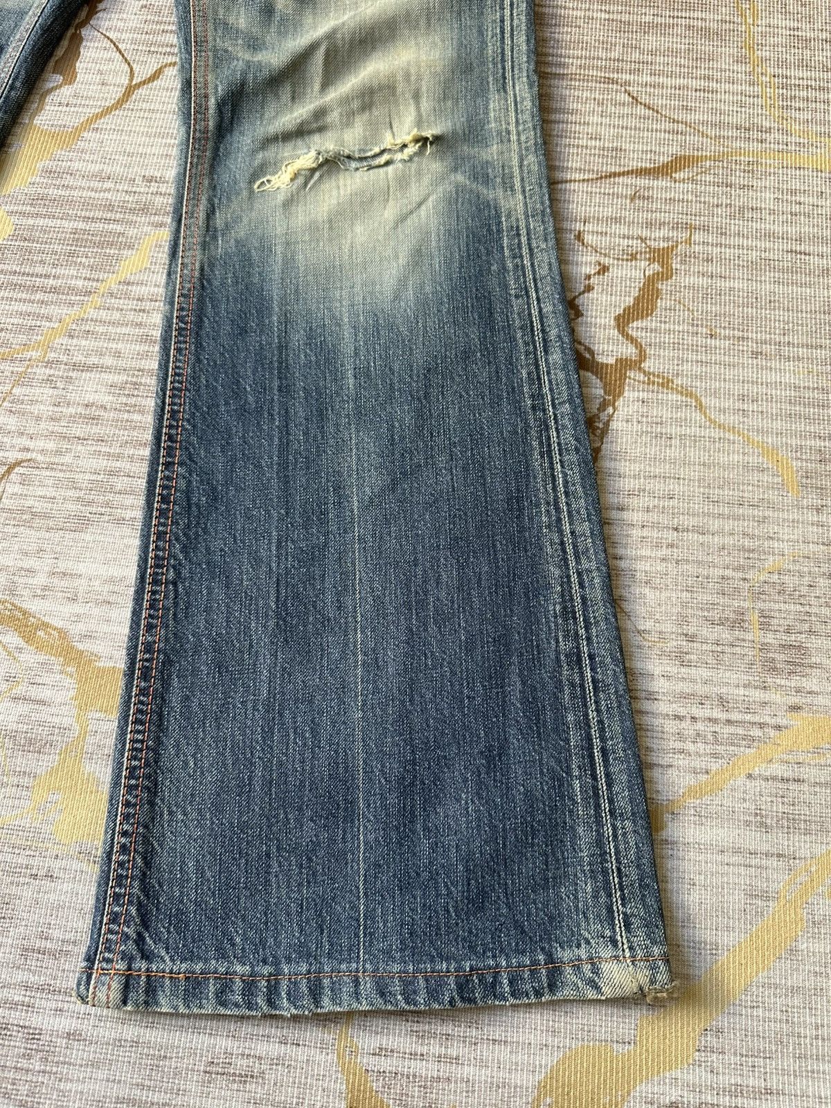Edwin FLARE Edwin Blue Trip Fatigue Design Distressed Denim Size US 29 - 8 Thumbnail