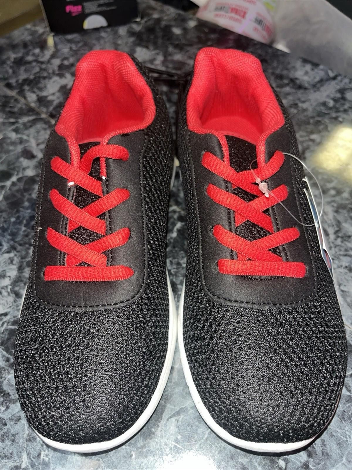 Pro Player NWT Pro Player Black Red Athletic Kids Shoes Size 13 Size US 13 / EU 46 - 2 Thumbnail