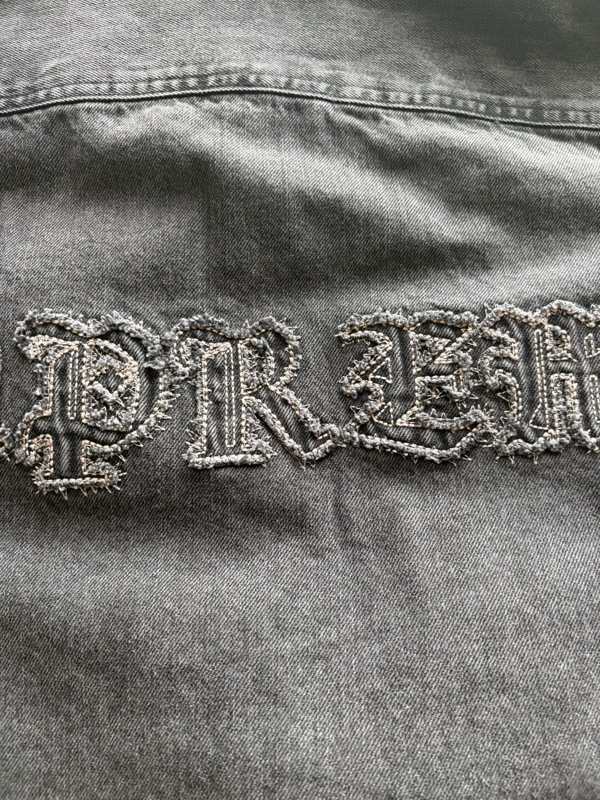 Supreme *NEW* Supreme Appliqué Denim Shirt Size US M / EU 48-50 / 2 - 3 Thumbnail