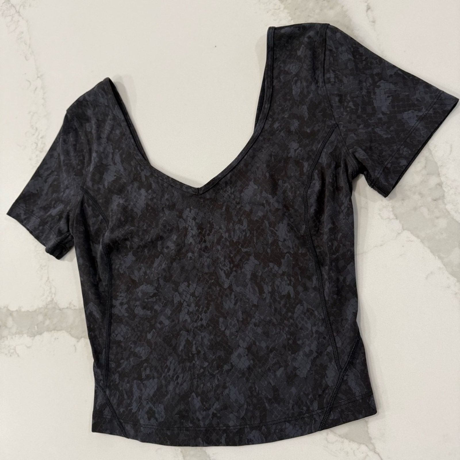 Lululemon Lululemon Align TShirt Hideaway Camo DeepCoal Multi Womens 6 Size M / US 6-8 / IT 42-44 - 5 Thumbnail
