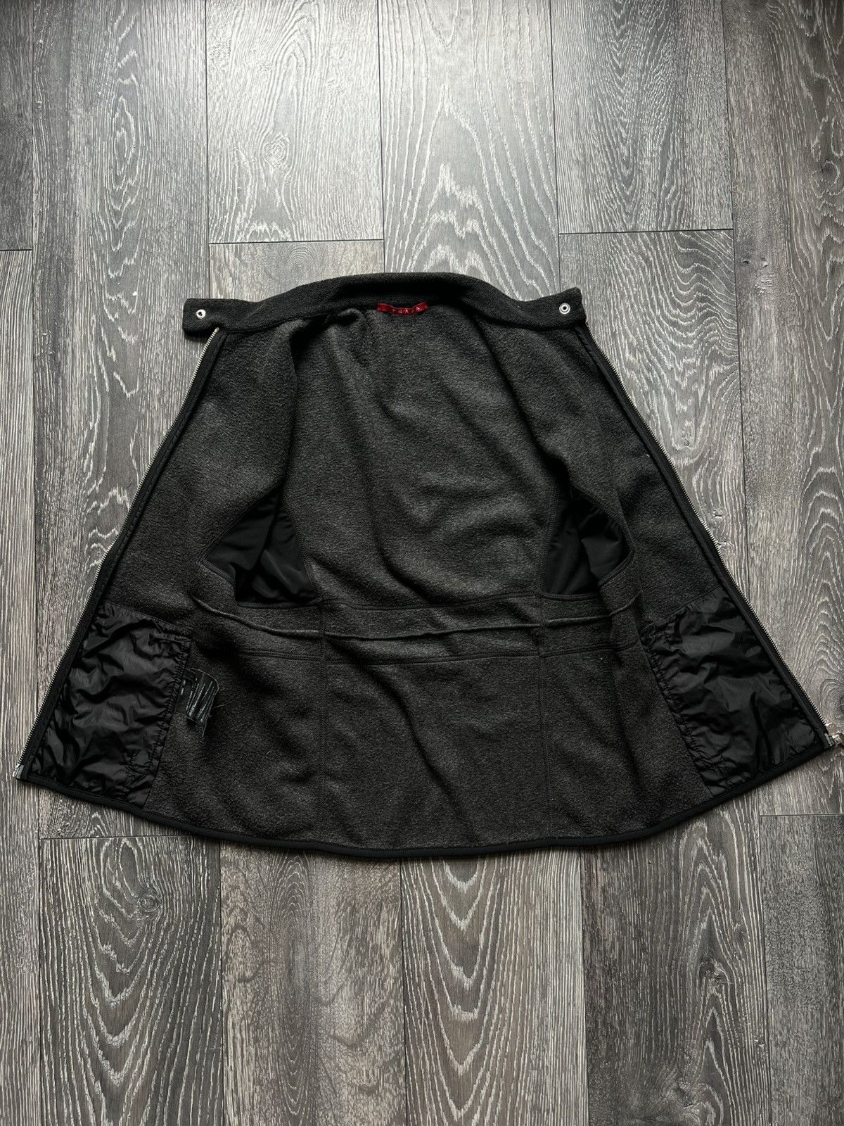 Prada Prada vest Size L Size L / US 10 / IT 46 - 8 Thumbnail