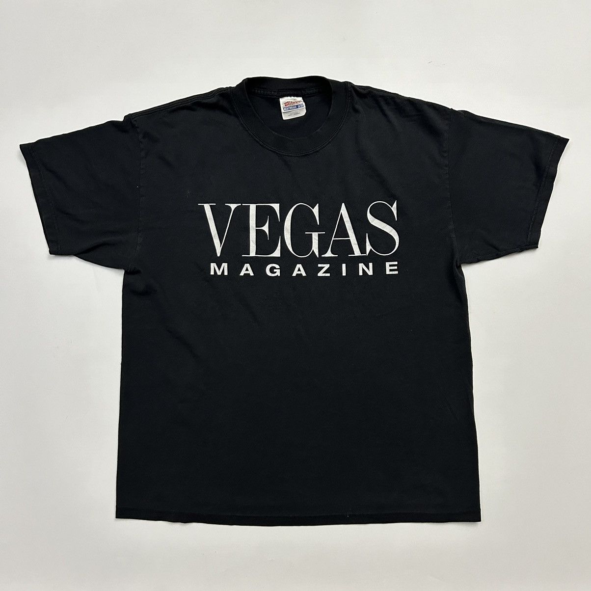 Vintage Vintage Vegas Magazine Modern Luxury T-shirt 90s L Black Size US L / EU 52-54 / 3 - 1 Thumbnail
