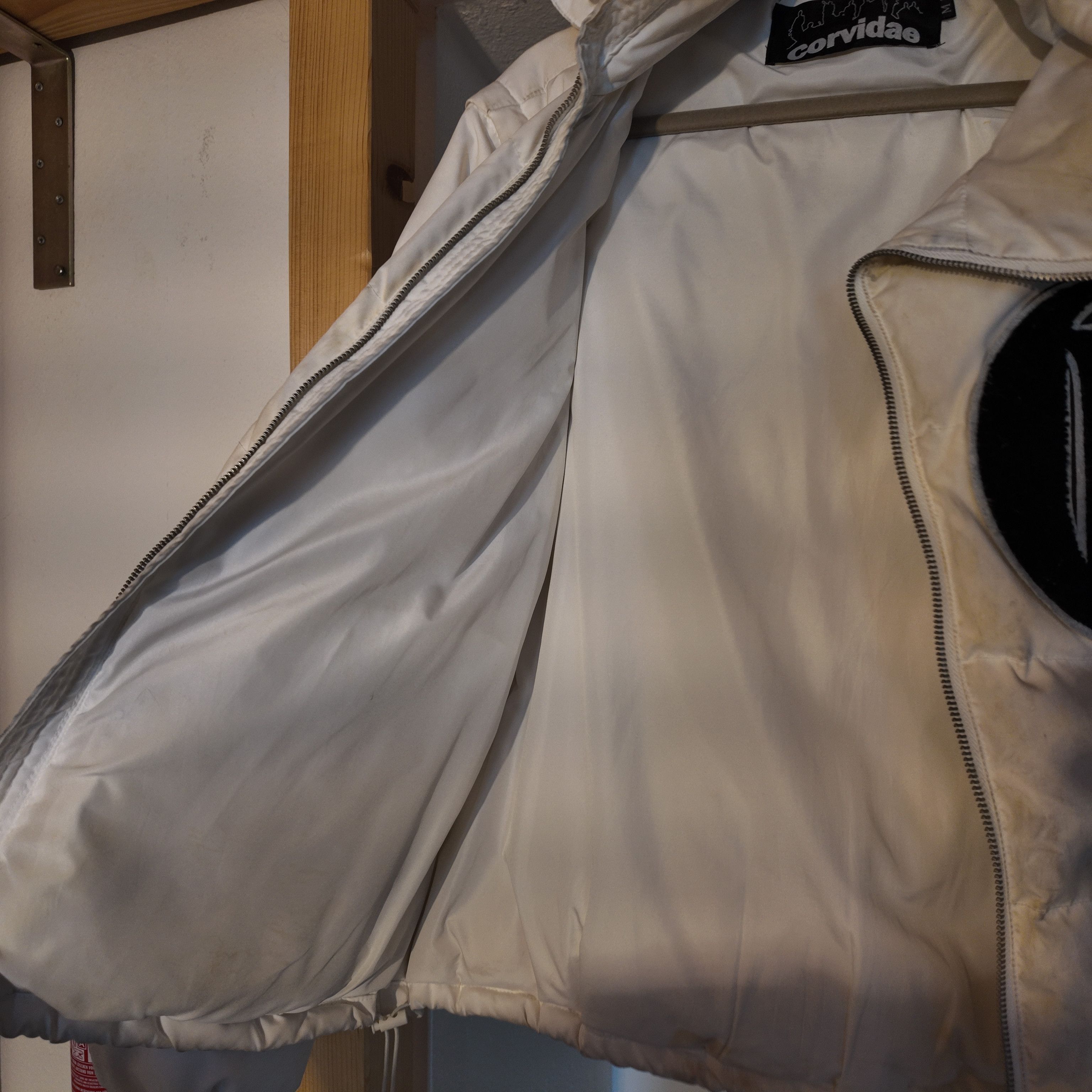 Other Corvidae White Puffer Jacket Size M - Used - Needs Cleaning Size US M / EU 48-50 / 2 - 6 Thumbnail