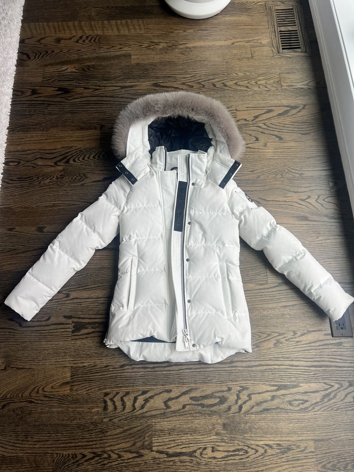 Moose Knuckles White Moose Knuckles Parka Jacket Size S / US 4 / IT 40 - 1 Thumbnail