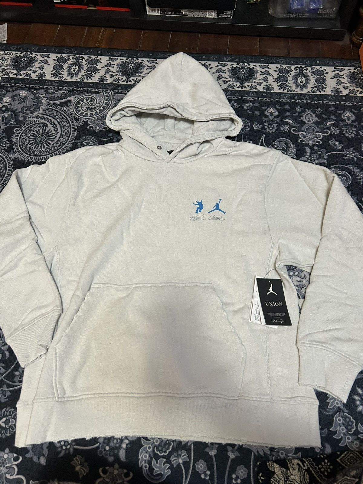 Jordan Brand × Union LA Jordan Union Hoodie Photon Dust Size large Size US XL / EU 56 / 4 - 3 Thumbnail