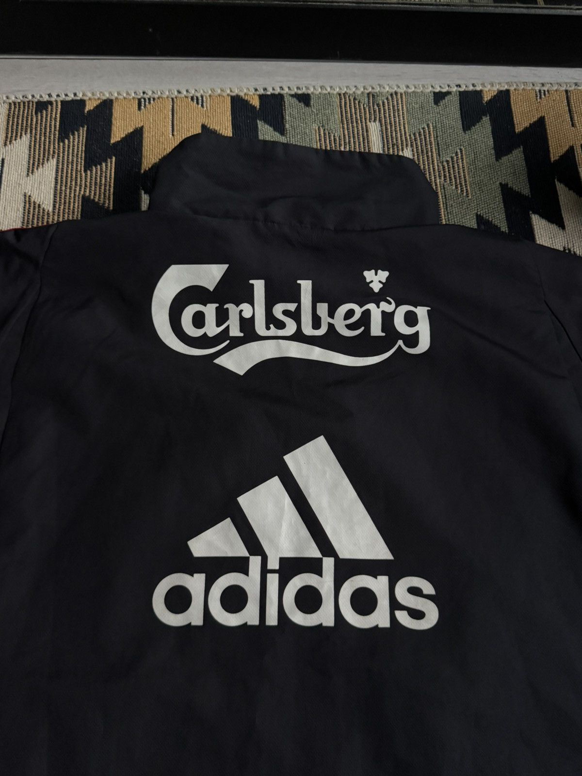 Adidas Vintage Adidas Liverpool 09/10 Carlsberg Nylon Jacket Size US L / EU 52-54 / 3 - 9 Thumbnail