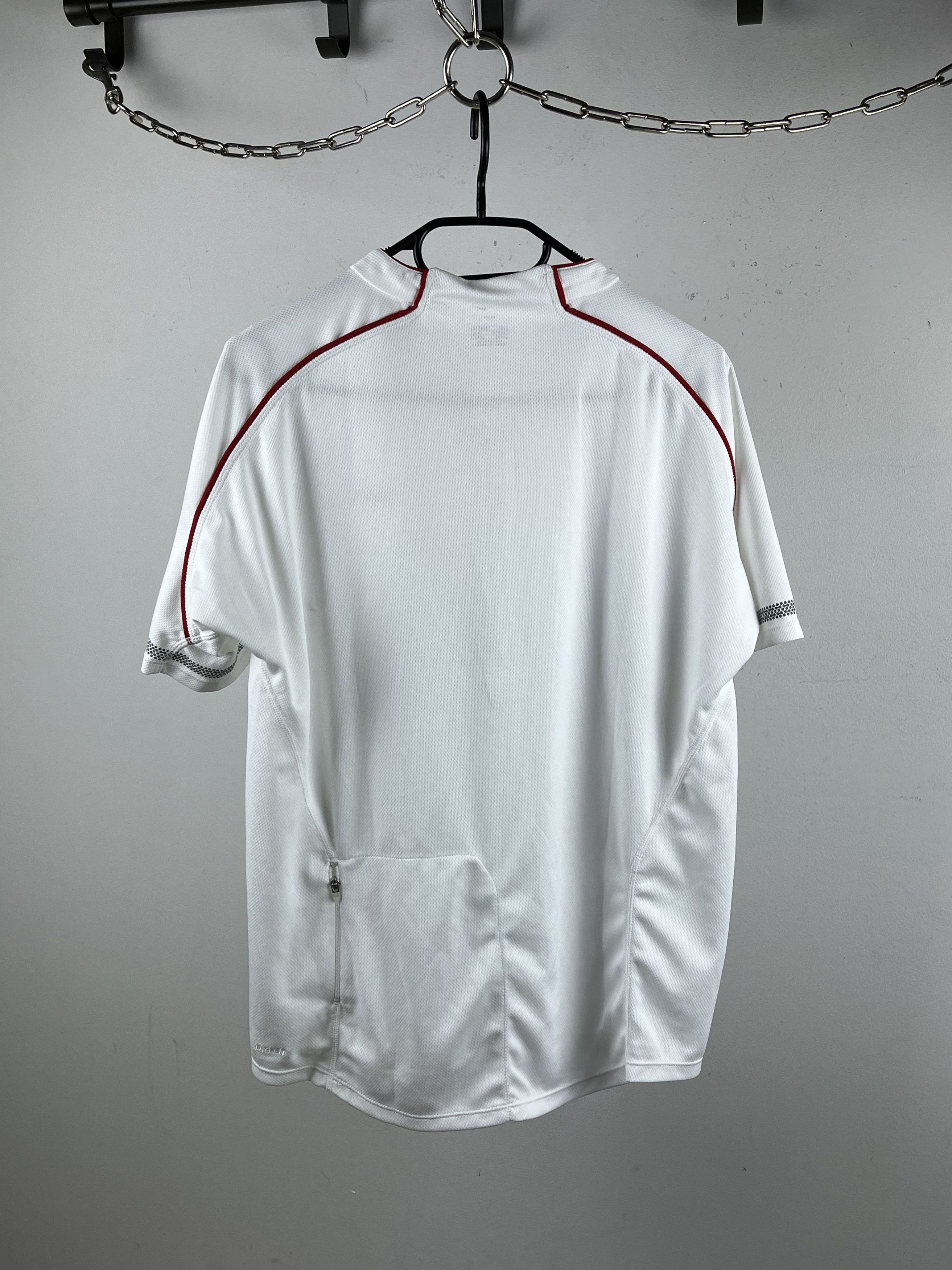 Nike Nike Vintage T-Shirt Size US M / EU 48-50 / 2 - 6 Thumbnail