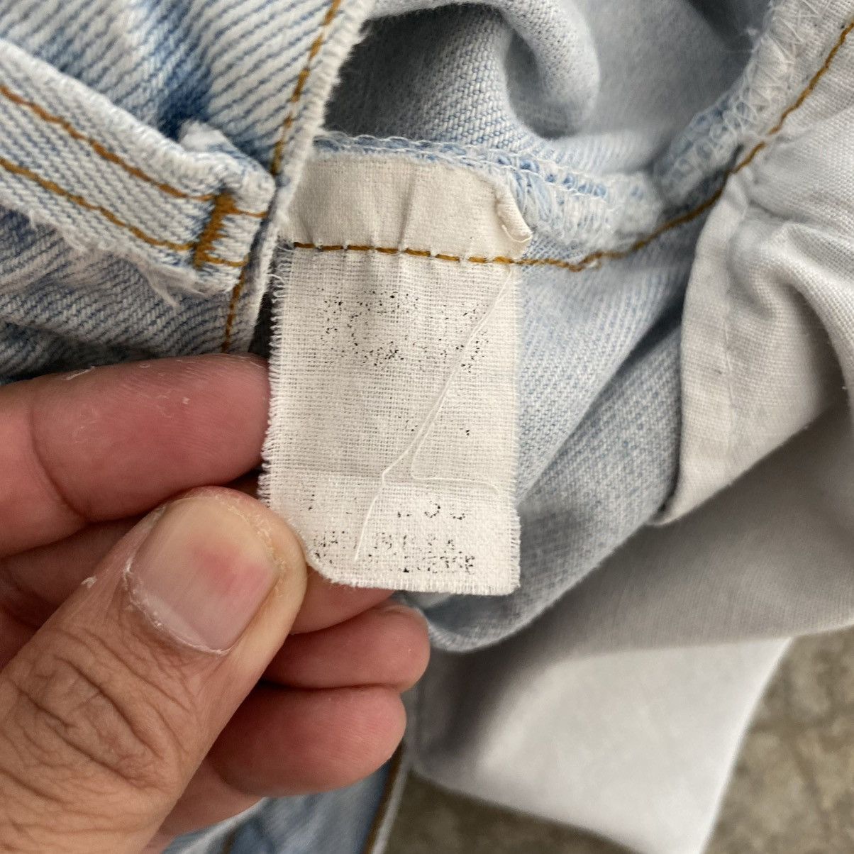 Levi's Vintage 1994 Levis 501 Released Hem Light Blue Denim Jeans Size US 30 / EU 46 - 16 Thumbnail