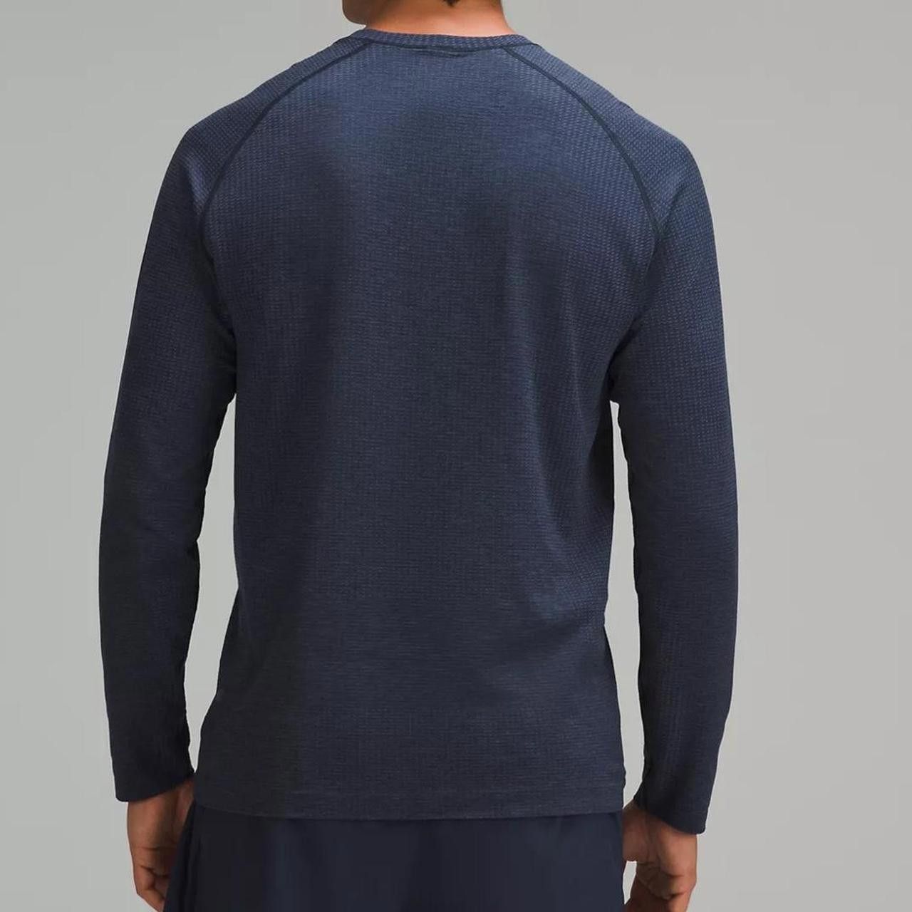 Lululemon Lululemon Men's Navy and Blue Shirt Size US M / EU 48-50 / 2 - 7 Thumbnail