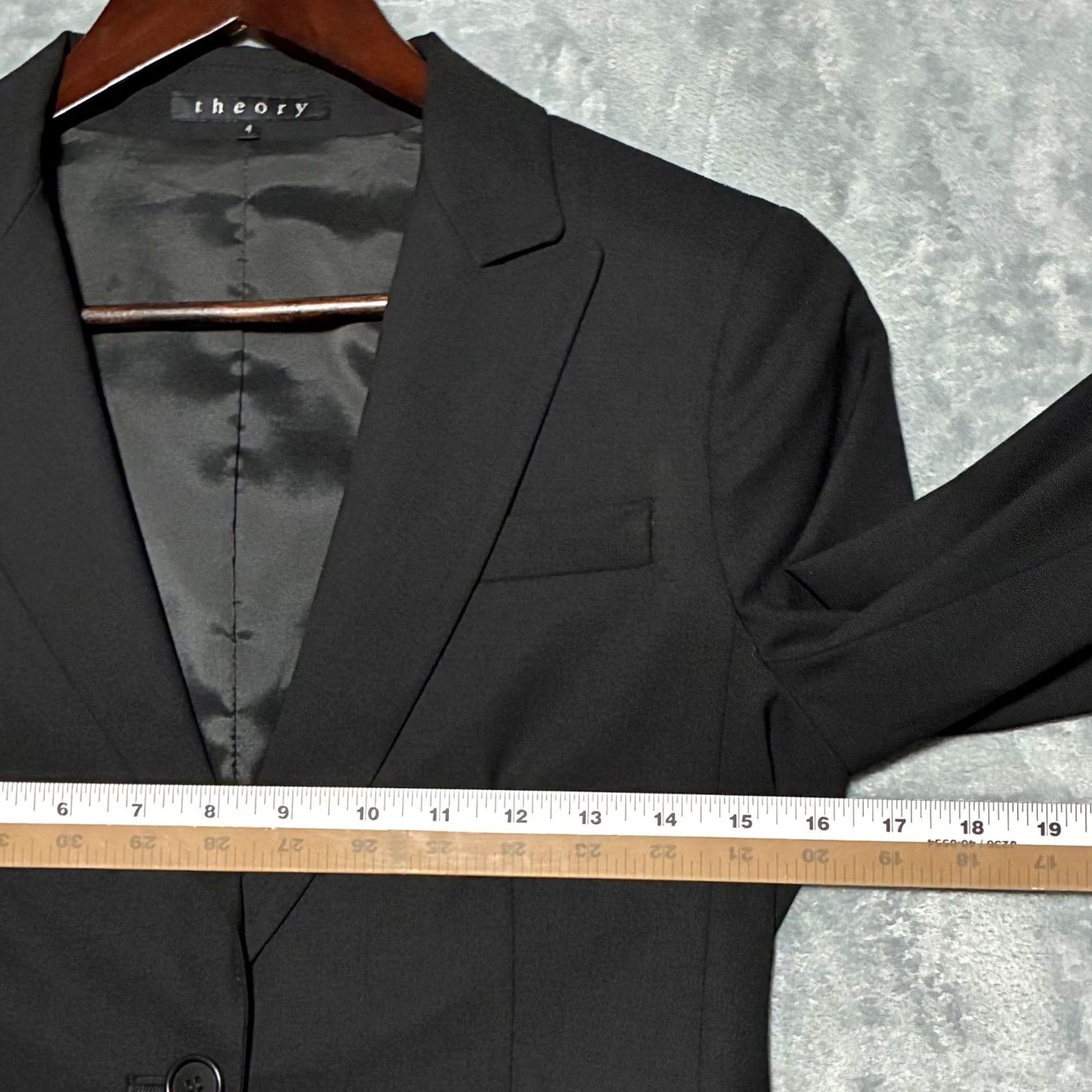 Theory VINTAGE EUC Theory Wool Blend Single Button Tailored Blazer Womens 4 Black Size S / US 4 / IT 40 - 7 Thumbnail