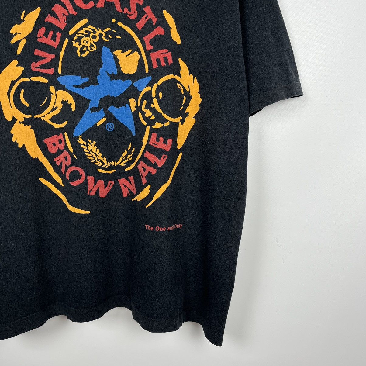 Drink Beer Save Water Vintage New Castle beer single stitch faded tee 90’s Size US XL / EU 56 / 4 - 3 Thumbnail