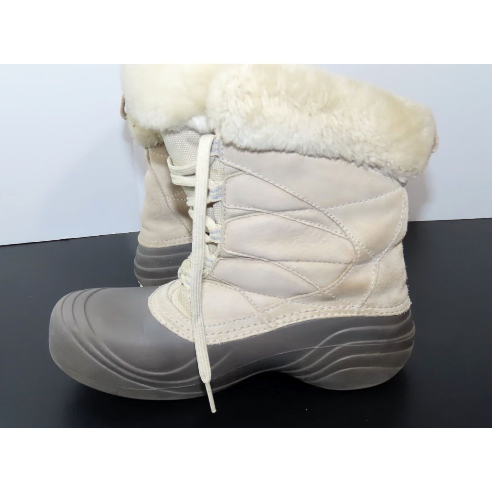 Vintage Columbia Women’s Sierra Summette Insulated Winter Boots Shoe Flat Heel Ankle Waterproof Beige 9 US Size US 7 / IT 37 - 4 Thumbnail