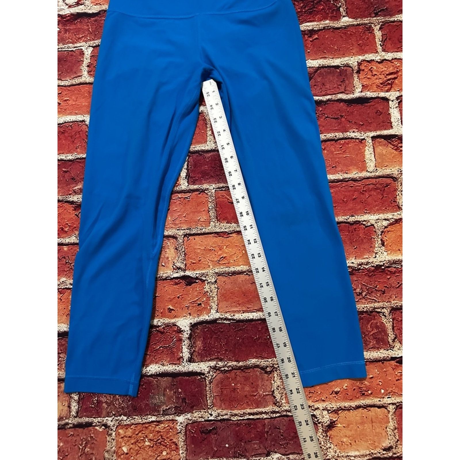 Lululemon Lululemon leggings a size 8 Size 30" / US 8 / IT 44 - 5 Thumbnail